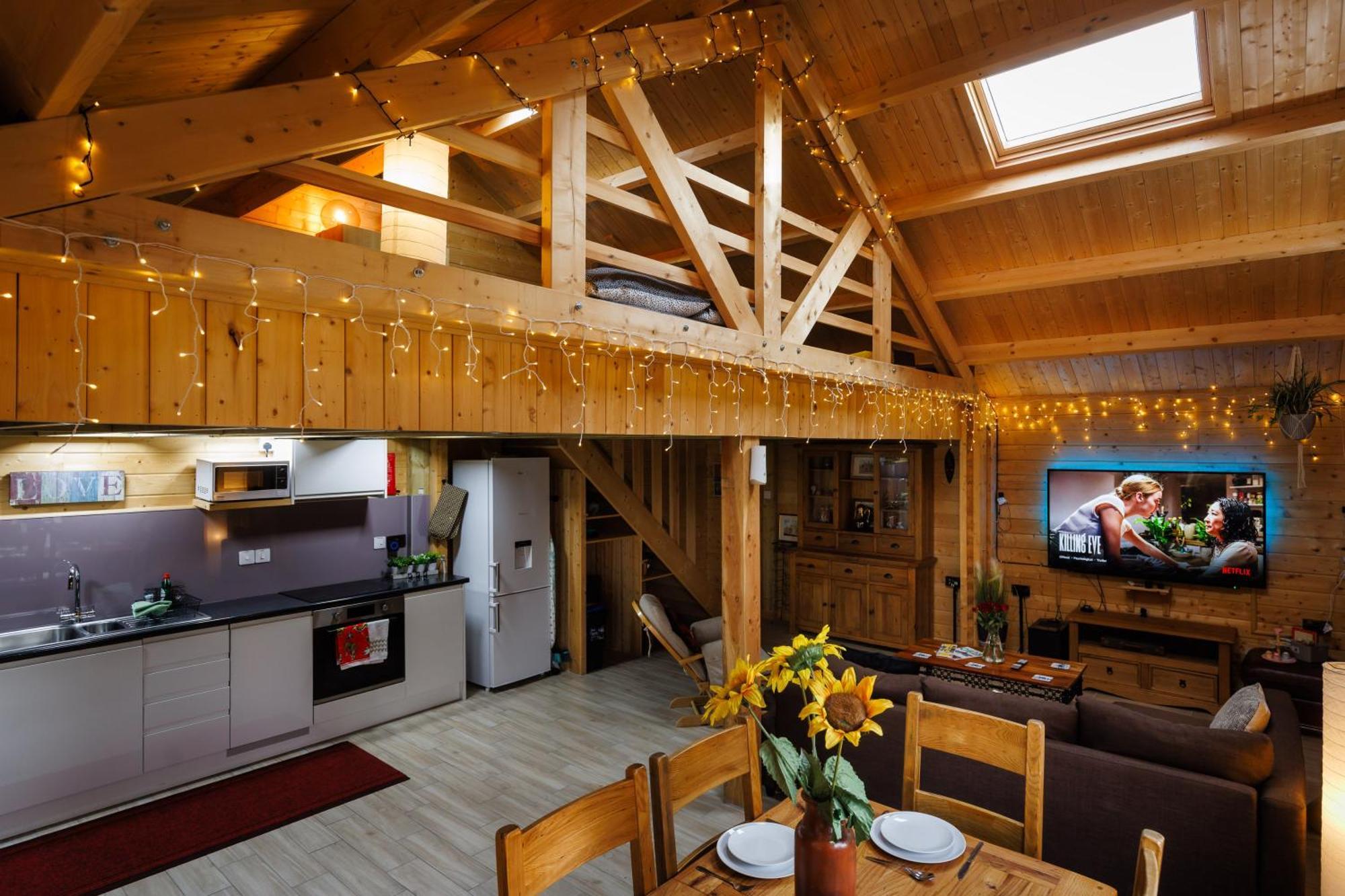 Spacious Cabin Evcharger And Free Parking Near Cambridge 外观 照片