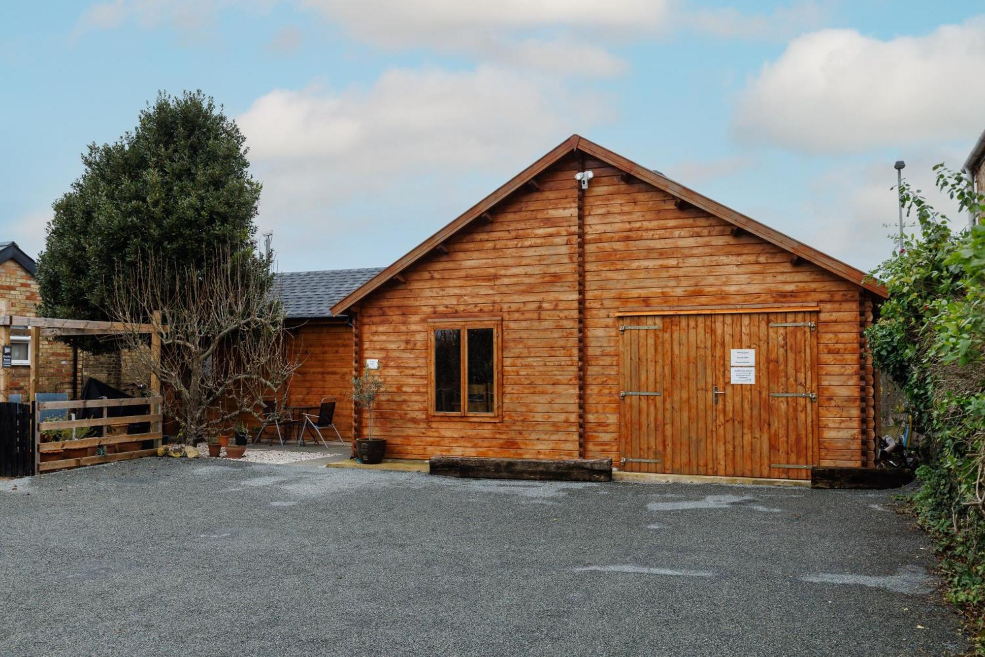 Spacious Cabin Evcharger And Free Parking Near Cambridge 外观 照片