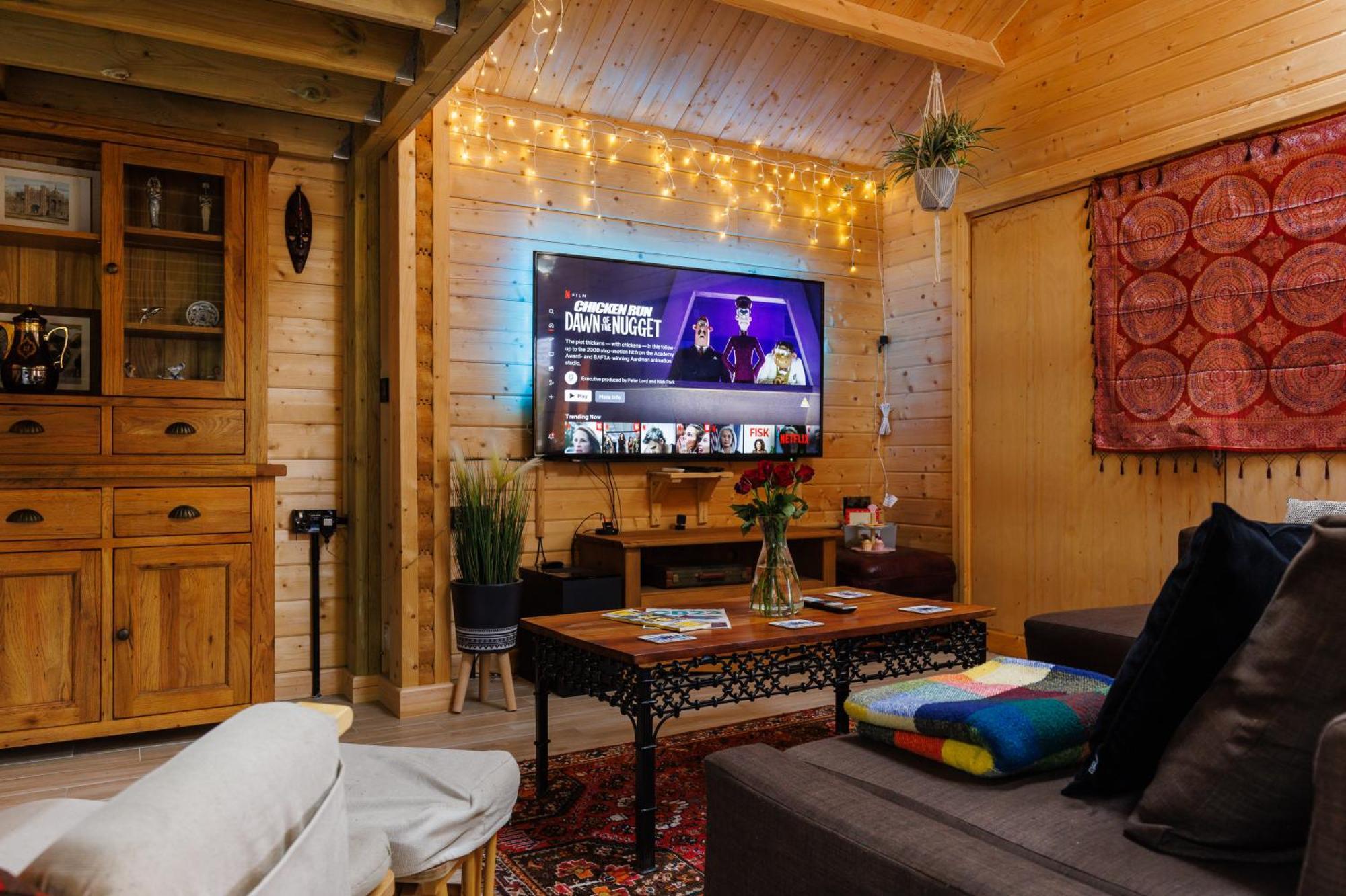 Spacious Cabin Evcharger And Free Parking Near Cambridge 外观 照片