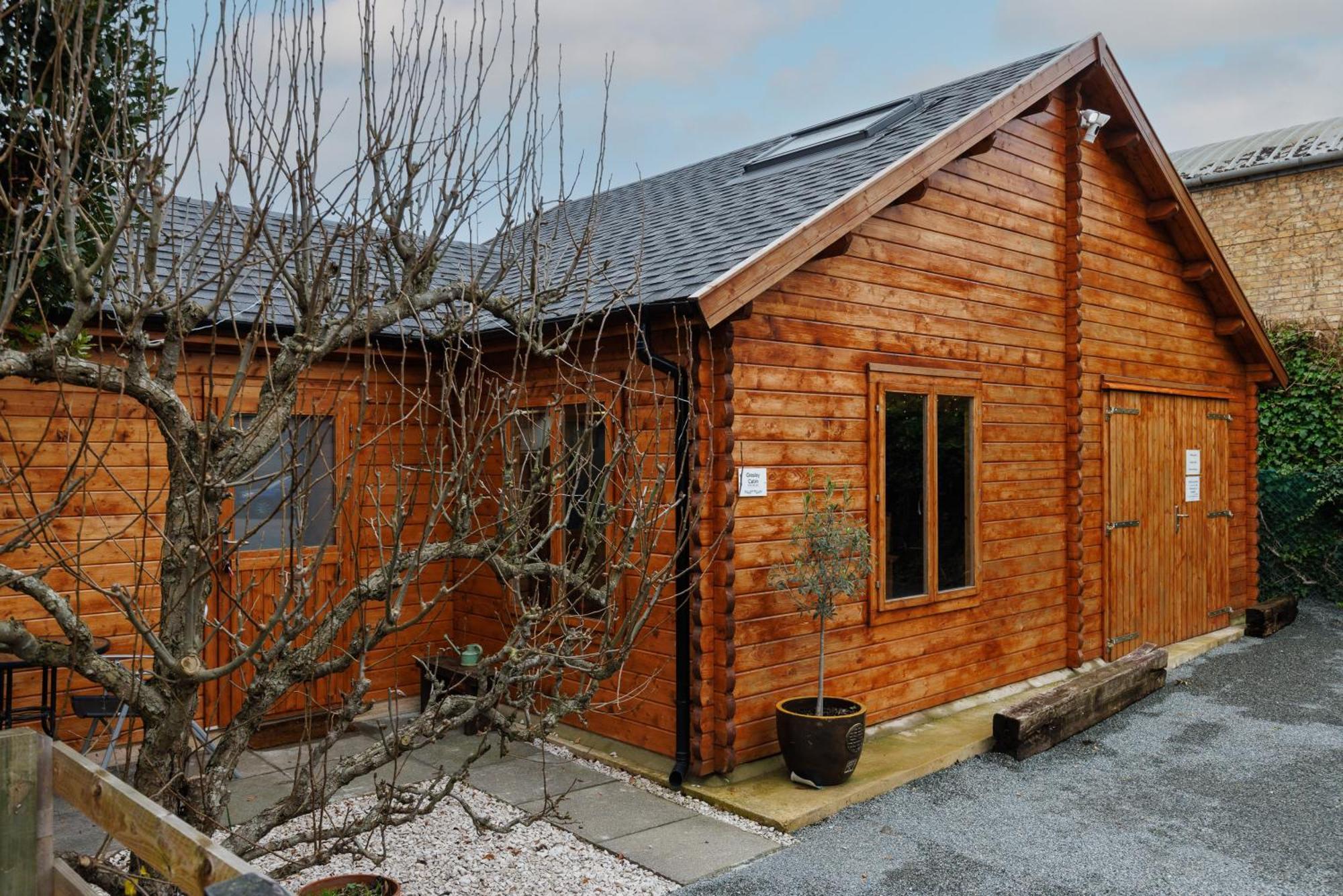Spacious Cabin Evcharger And Free Parking Near Cambridge 外观 照片