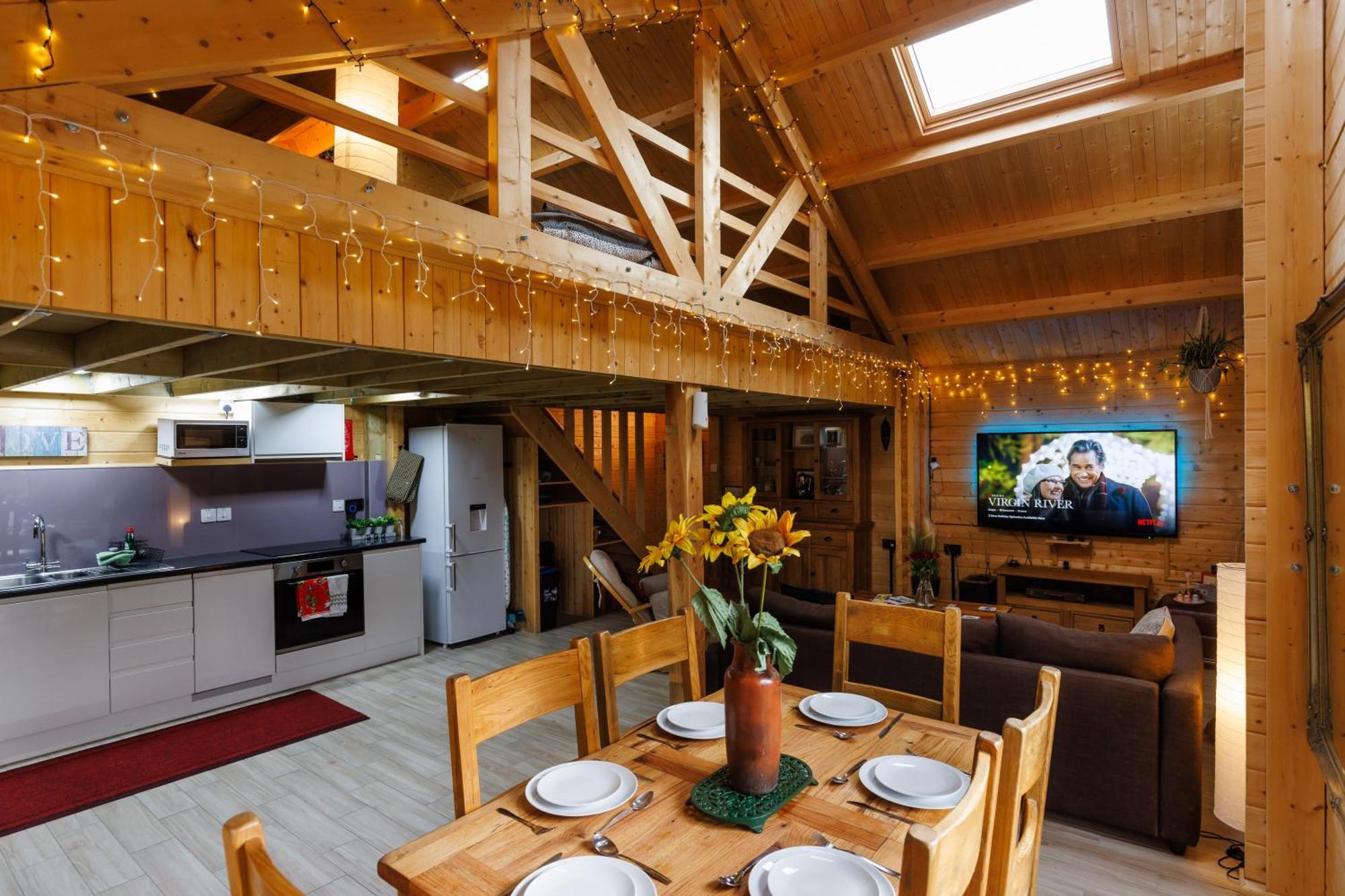 Spacious Cabin Evcharger And Free Parking Near Cambridge 外观 照片